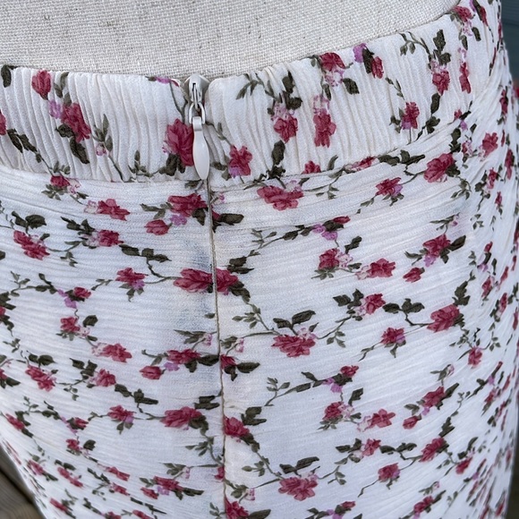 Lulus Vintage Floral Mini Skirt (Size: Small) - Picture 5 of 8